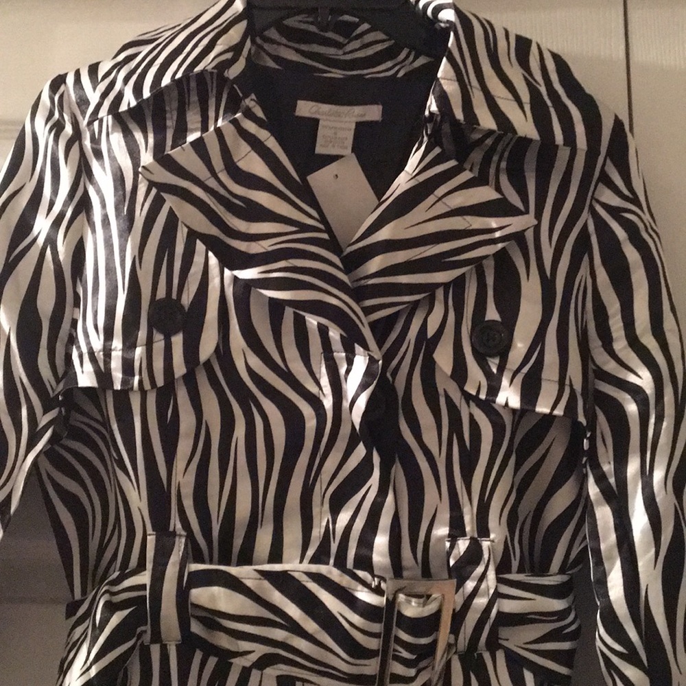 🛍 animal print trench coat